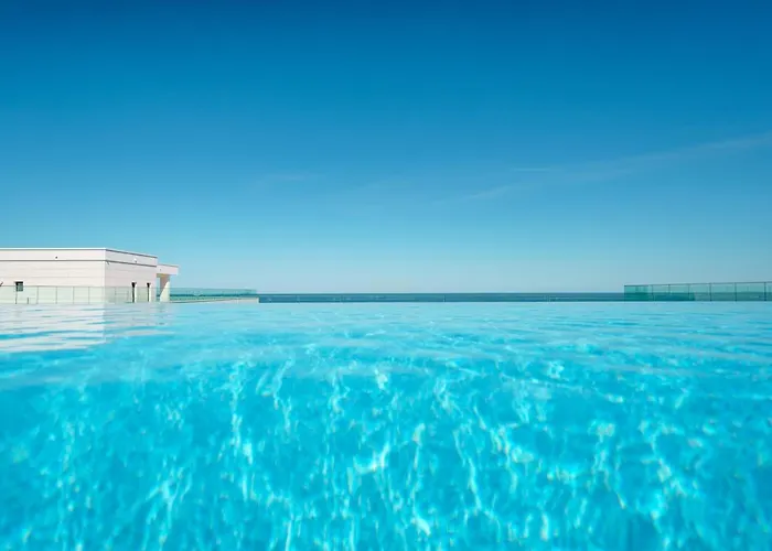 Smarald De Luxe Infinity * Năvodari