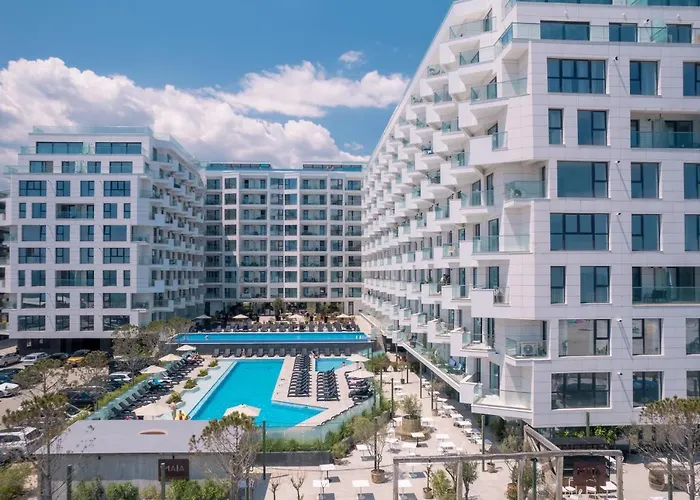 Apartamento Smarald De Luxe Infinity Năvodari