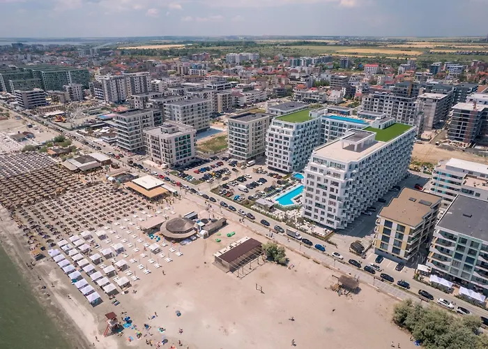 Apartamento Smarald De Luxe Infinity *