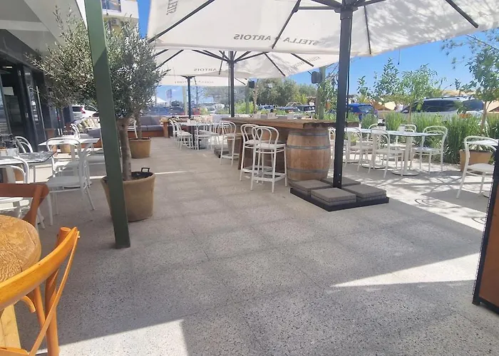 Smarald De Luxe Infinity Apartamento *