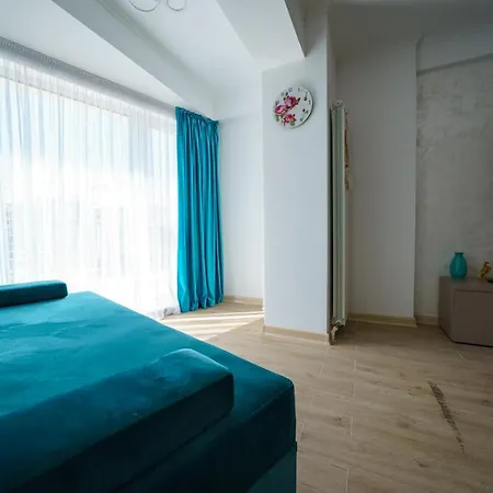 Smarald De Luxe Infinity Năvodari