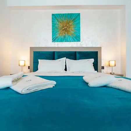 アパート Smarald De Luxe Infinity